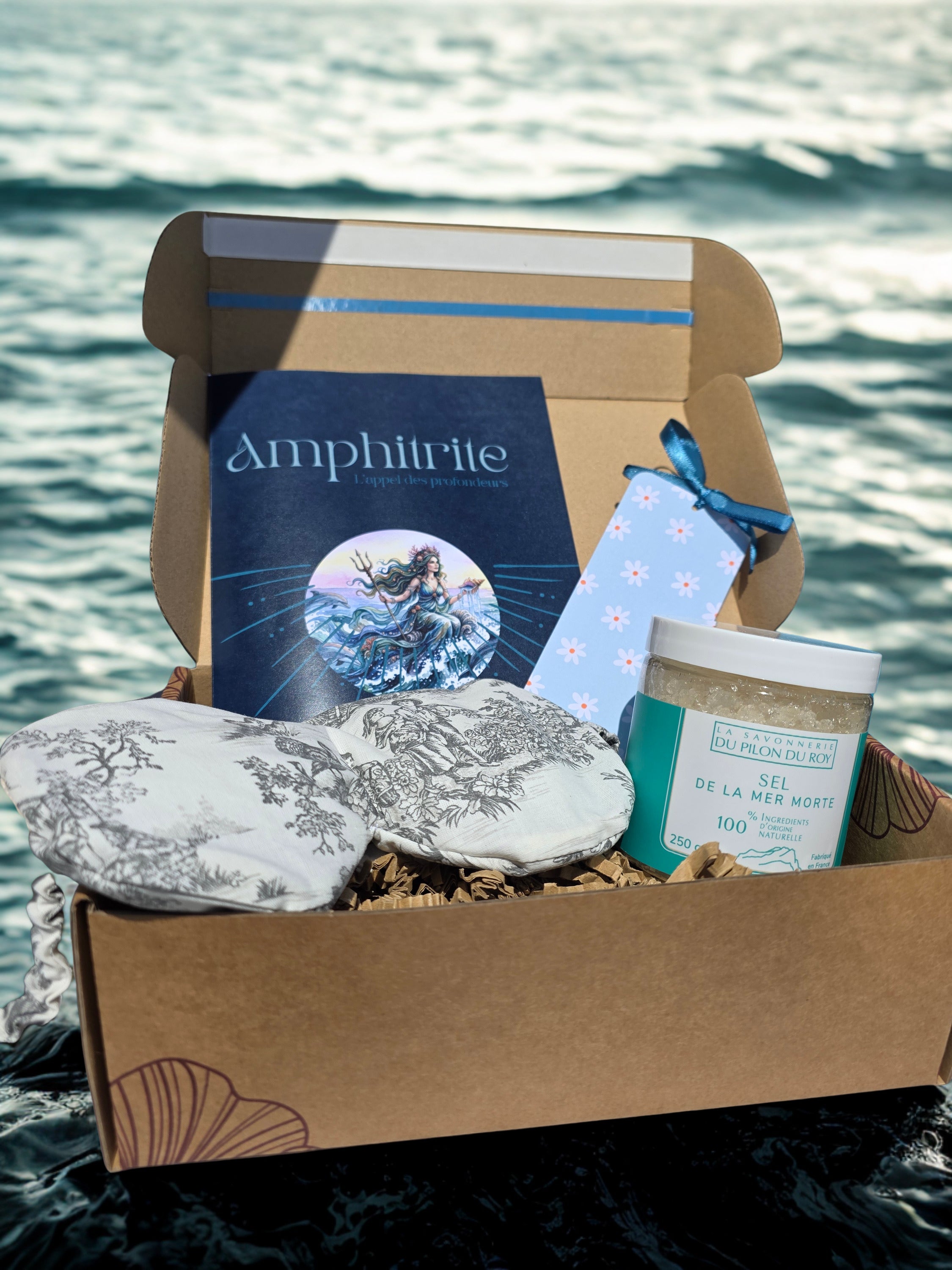 Box Amphitrite
